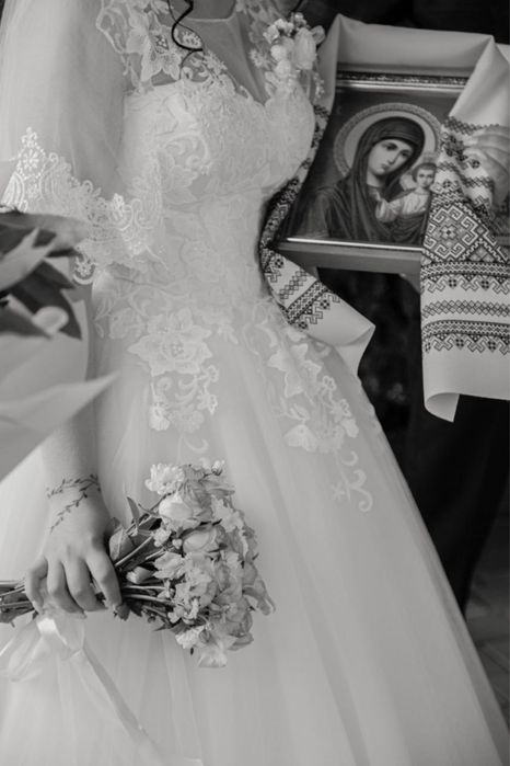 Весільна сукня