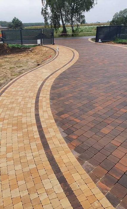 Układanie kostki brukowej