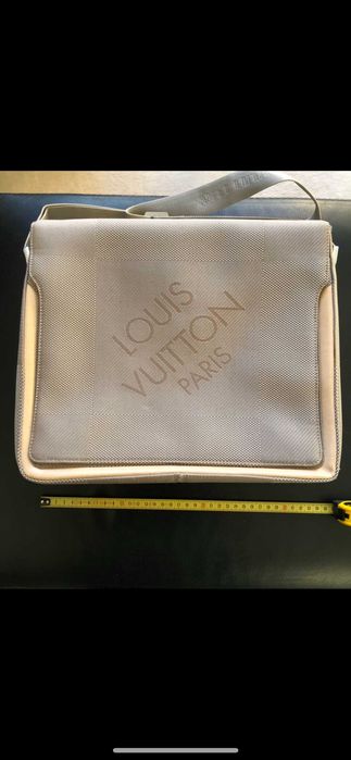 Mala tipo Louis Vuitton nova