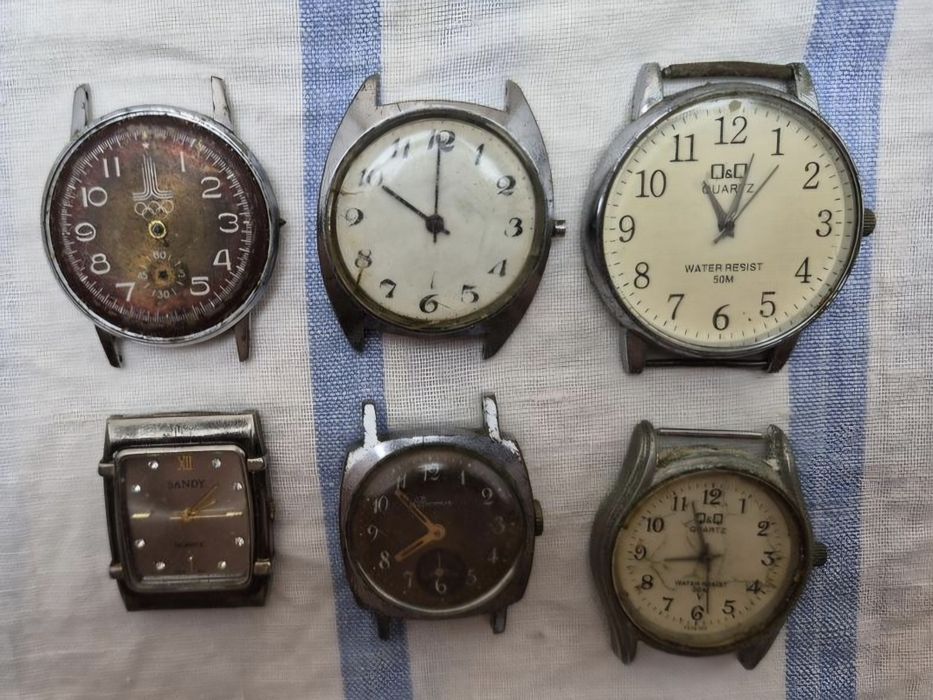 Кварцеві годинники 14шт на запчастини чи відновлення, реставрацію. Стан по фото.