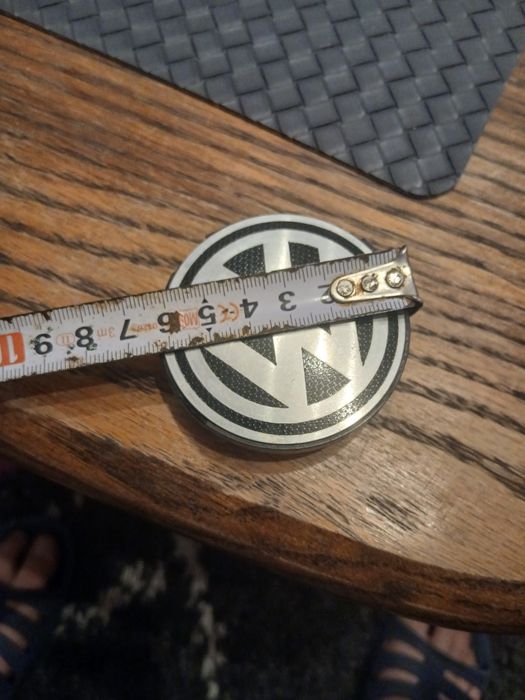Oryginalne dekielki felg aluminiowych VW