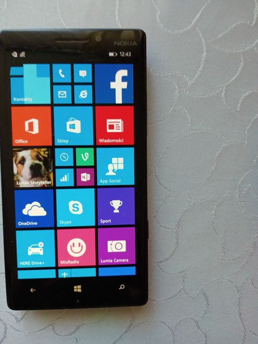 Telefony tablety sluchawki przewodowe i nie przewodowe.