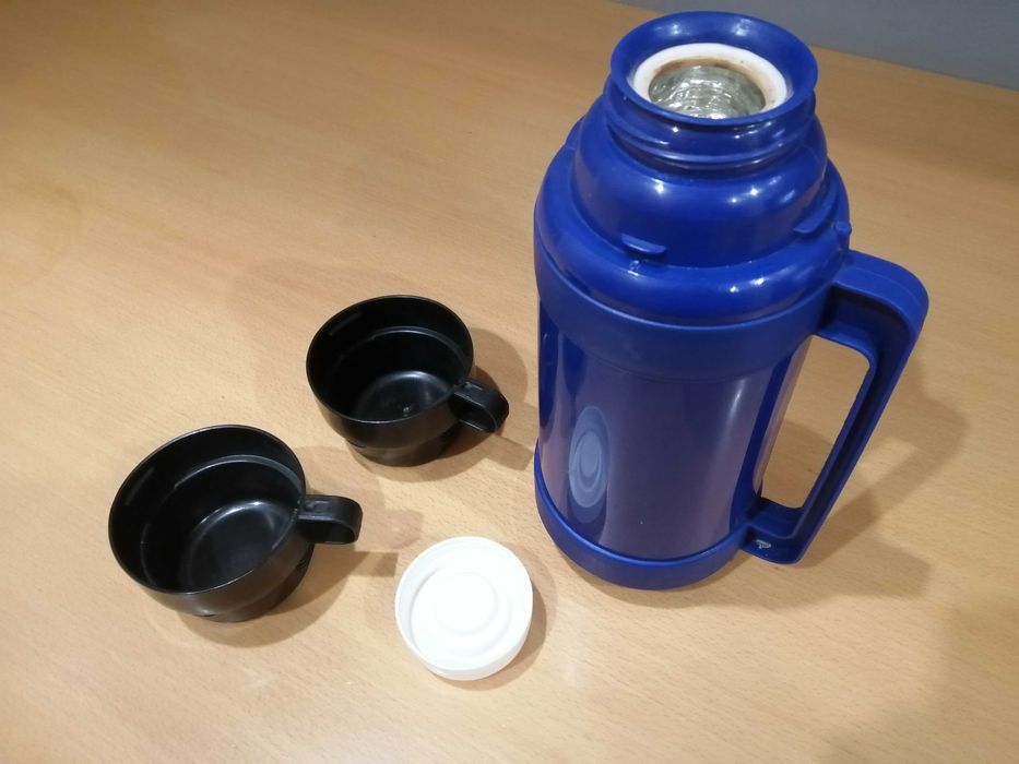 Garrafa térmica de 1 litro - NOVO PREÇO