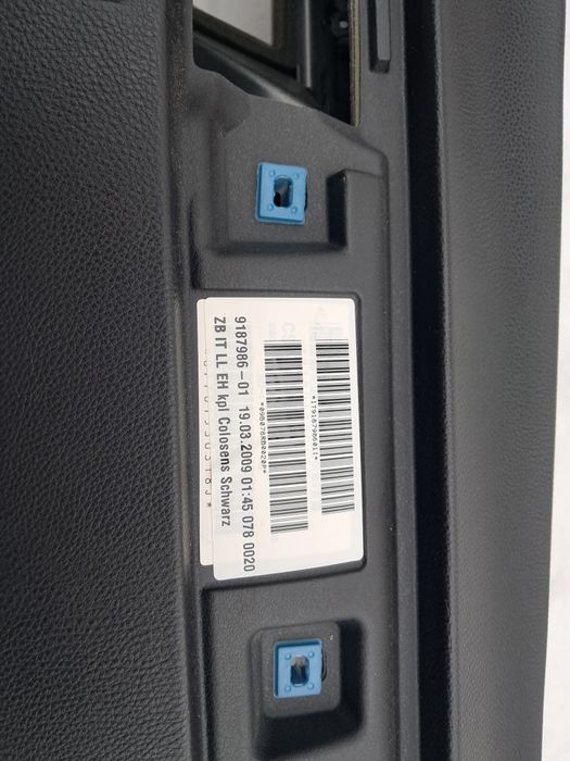 Deska rozdzielcza bmw e90 z poduszka