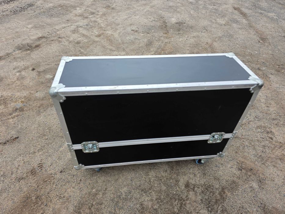 Case na TV, ekran, obraz max 45 cali Nakładka, flightcase / FAKTURA