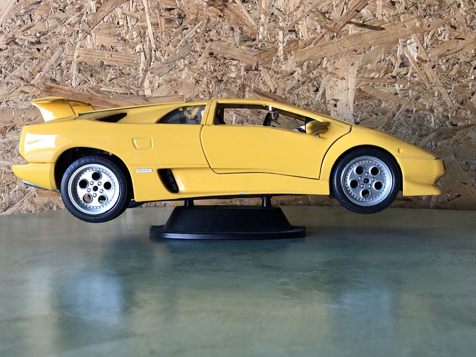 Колекційна модель Lamborghini Diablo  Bburago (Італія), 1:18, гарний стан!