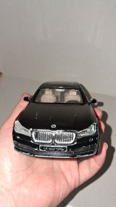 Модель авто 1/24