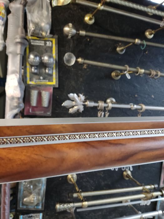 Карниз алюмінієвий