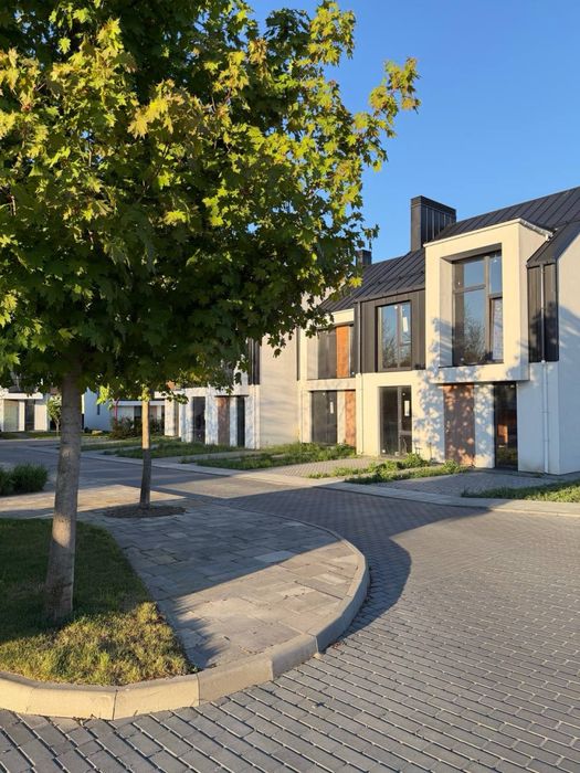 House in Irpin - View 5
