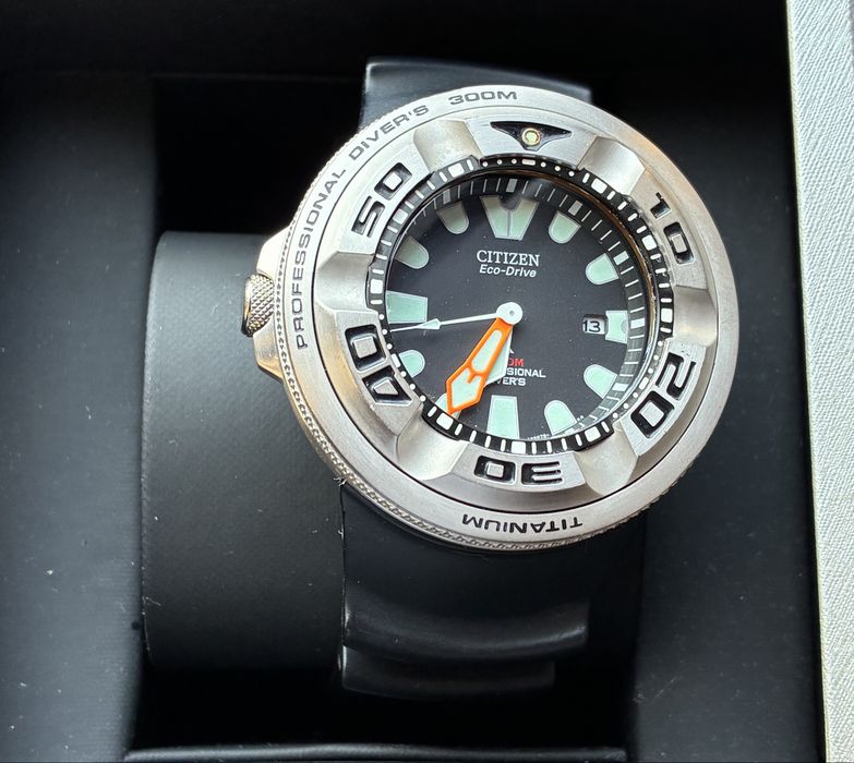 Citizen Ecozilla diver 300m
