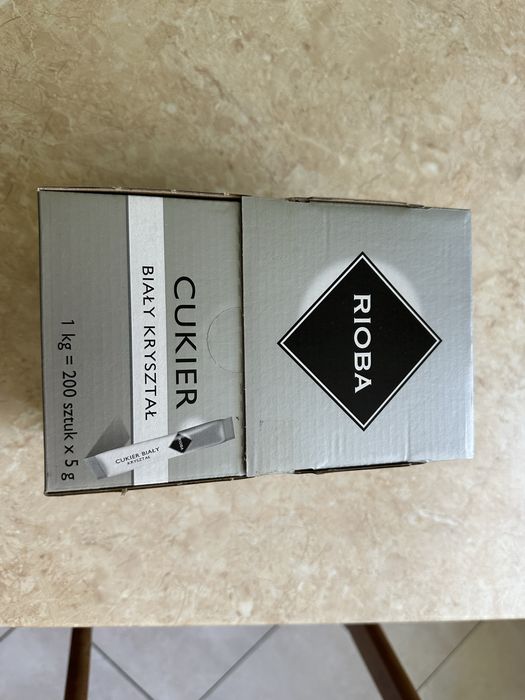 Cukier bialy w szaszetkach