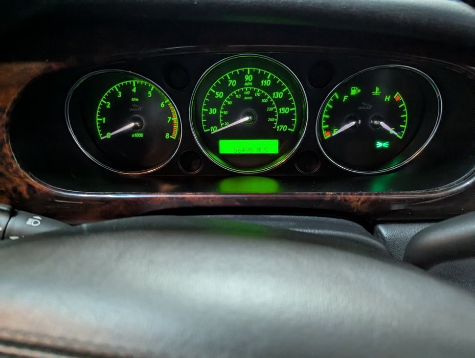 Розбираю на болти JAGUAR XJ8 X350 SOVEREIGN 4.2  Лонг 2006р.