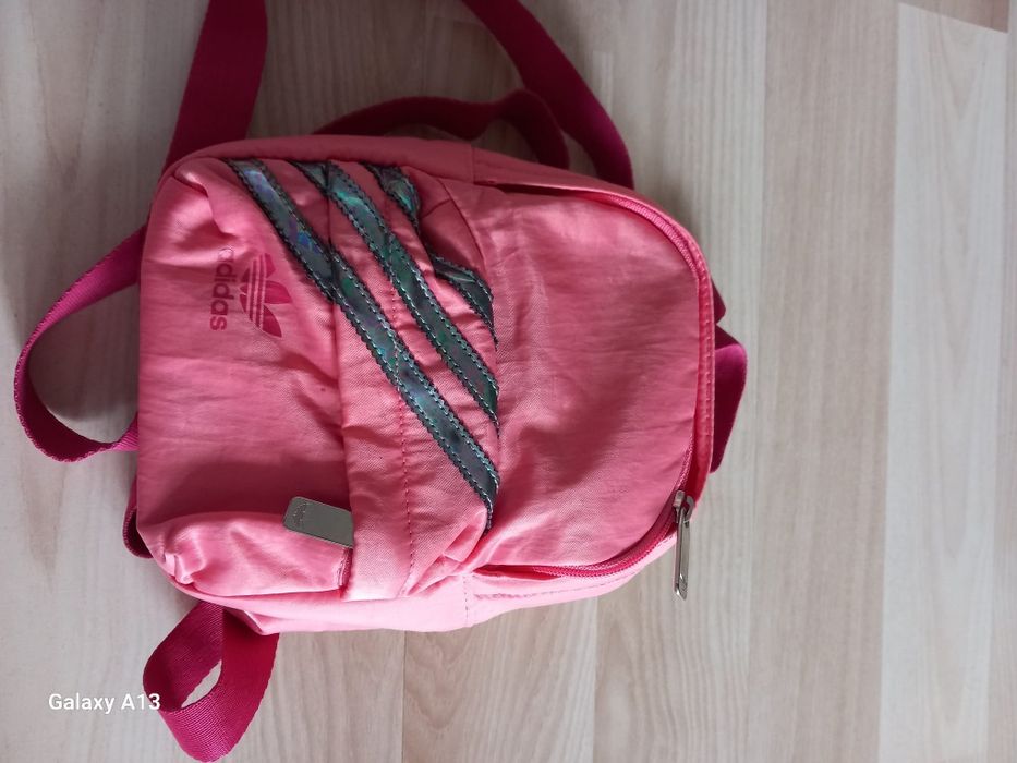 Adidas mini plecaczek damski