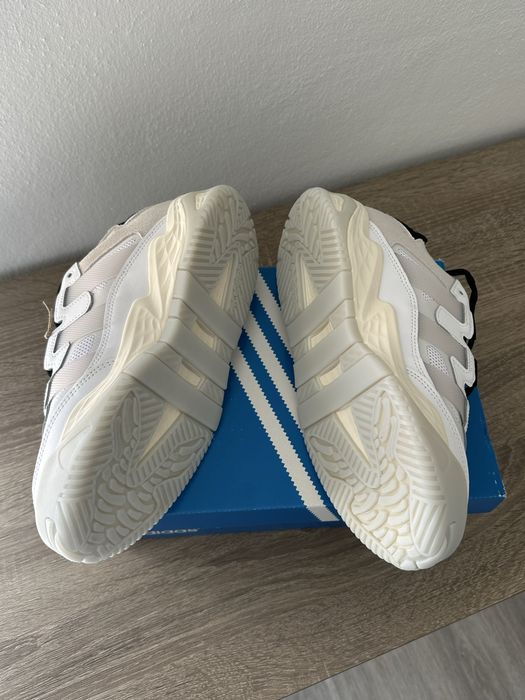 Adidas Niteball novas