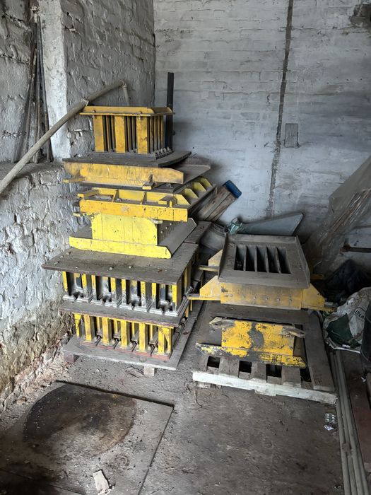 Форма матриця для вібропресу