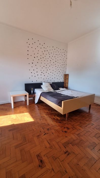 Vaga em apartamento  T3.. somos 2 rapazes