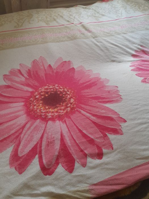 Покрывала/постельные комплекты на кровать