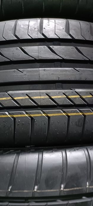 Pneus  215/45/17