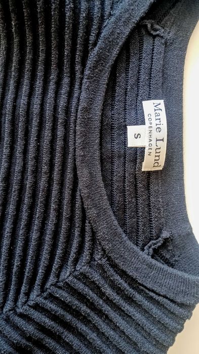 Czarna bluza rozmiar S