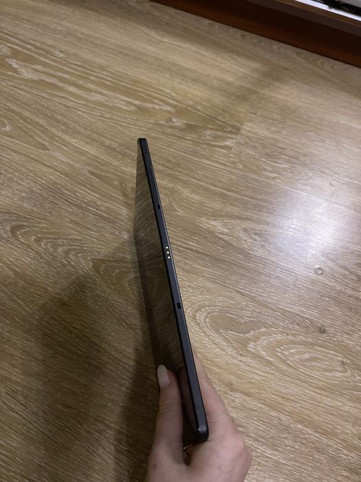 Планшет самунг Galaxy tab a9+