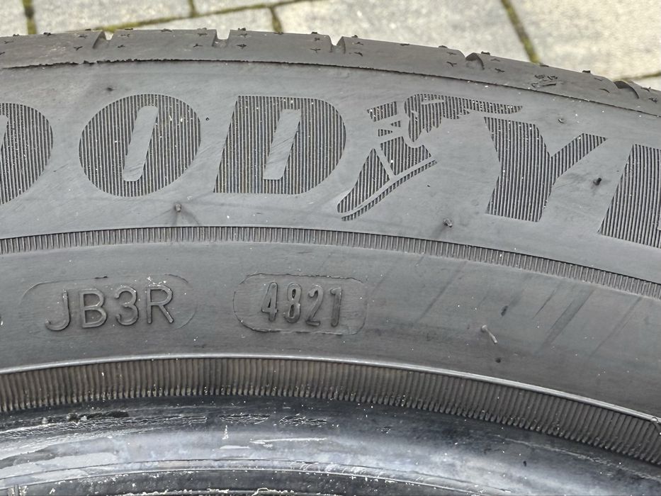 4 Opony letnie Goodyear EfficientGrip Performance 215/50R17 91V