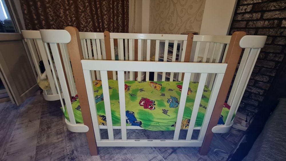 Дитяче ліжко Монако ТМ ВЕРЕС, маятник, матрас, комод з пеленатором