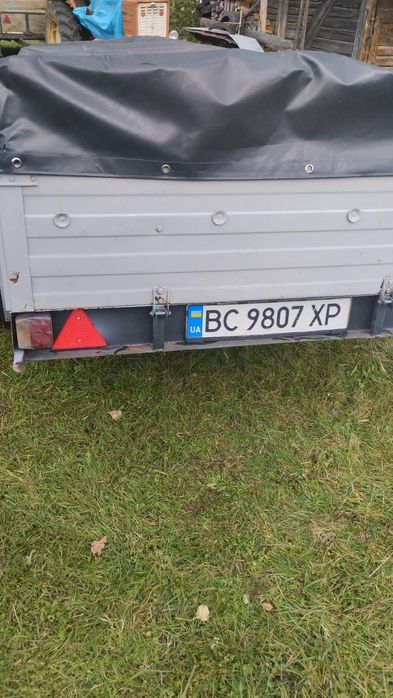 Причіп легковий усилений