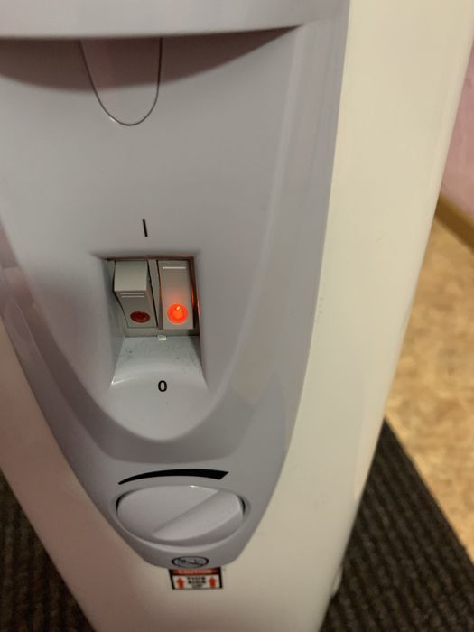 Масляний обігрівач рідіатор