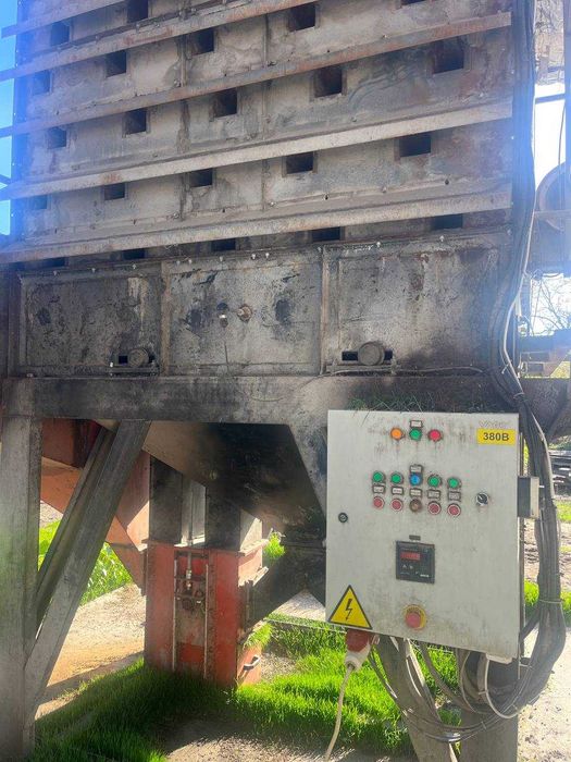 Зерносушарка MZV (Витязь) шахтна на твердому паливі (дровах, соломі)