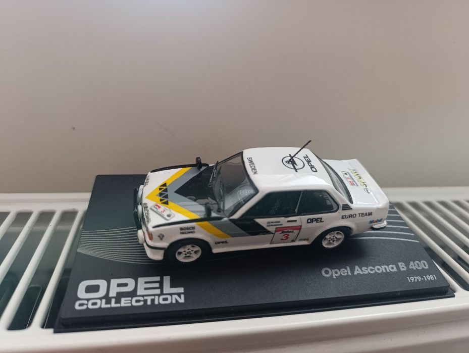 Масштабна модель машинка Opel Ascona  b 400