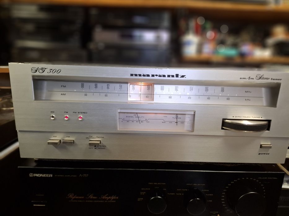 Tuner Marantz SJ-300