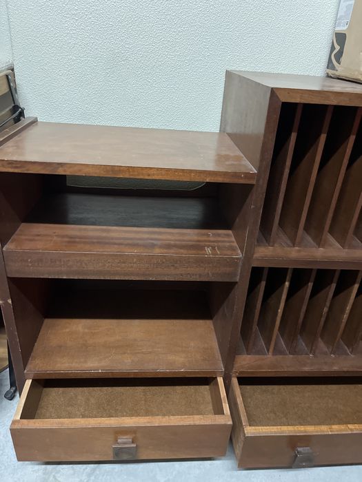 Mobel antigo de arquivo