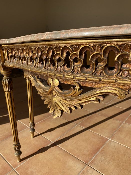 Mesa em ótimo estado