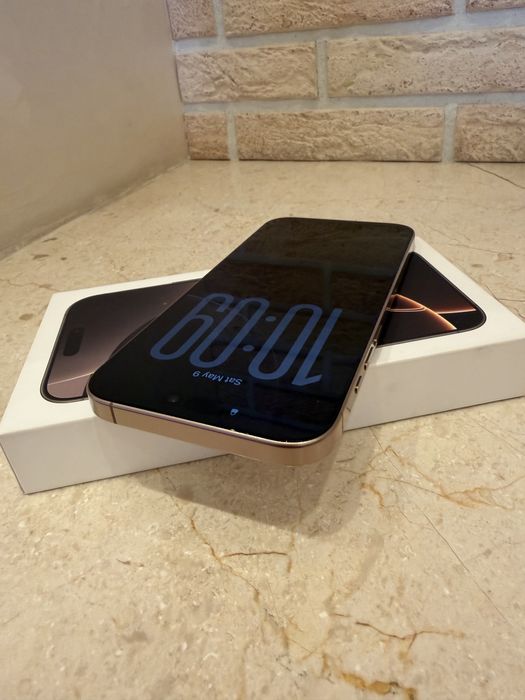 Iphone 16 pro max 256gb gold