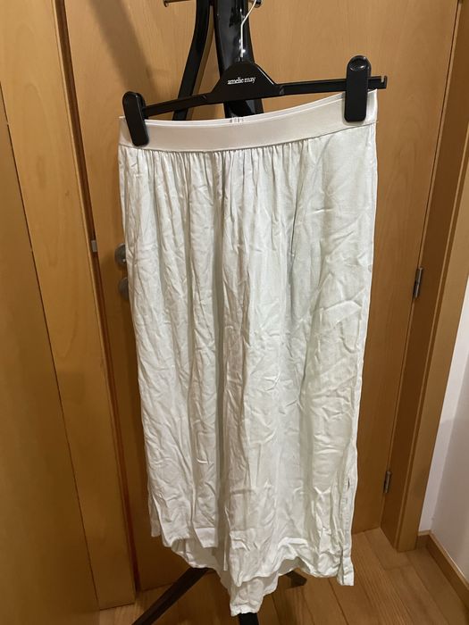 Vestidos e saias tamsnho 38