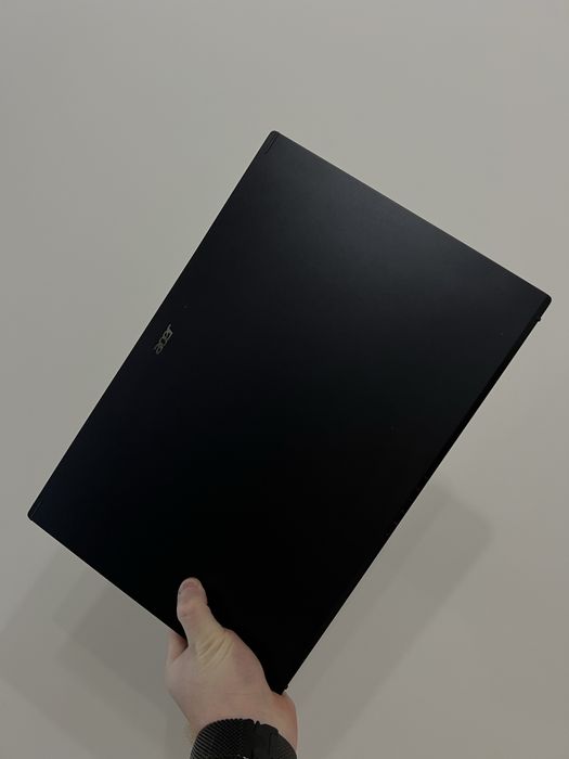 Топовий ігровий ноутбук Acer Aspire 7
