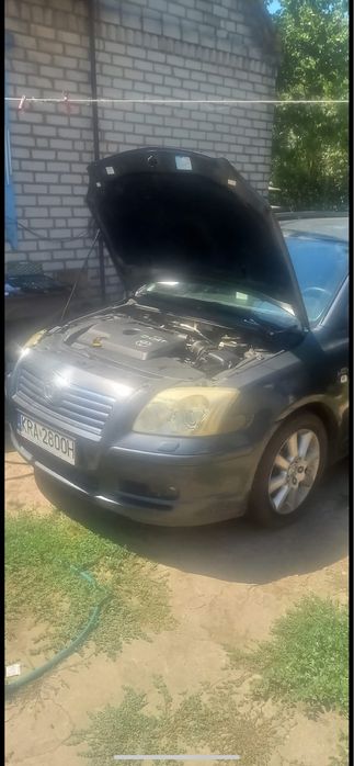Продам або оміняю TOYOTA AVENSIS