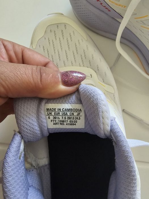 Продам кросівки  Solomon