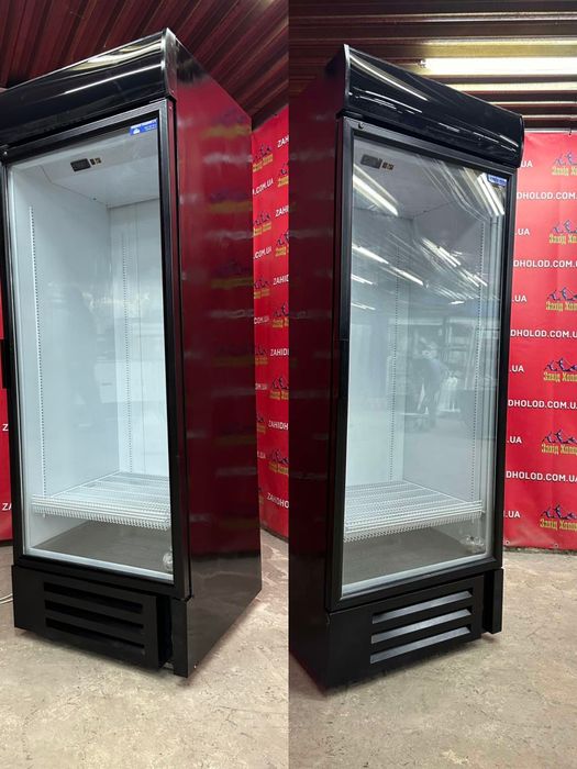 Холодильна вітрина. Холодильник для магазину Шафа холодильна