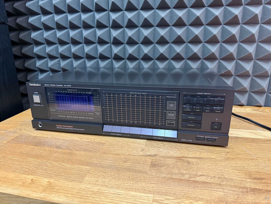 Korektor graficzny Technics SH-8066