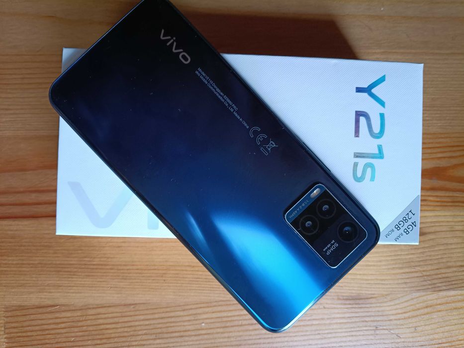 TELEFON Vivo y21s 4GB/128GB Stan perfekcyjny.