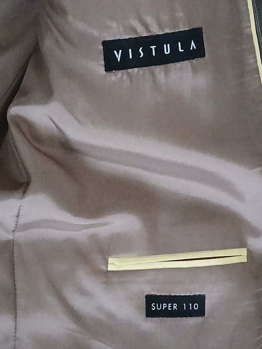 Garnitur marki Vistula w prążki