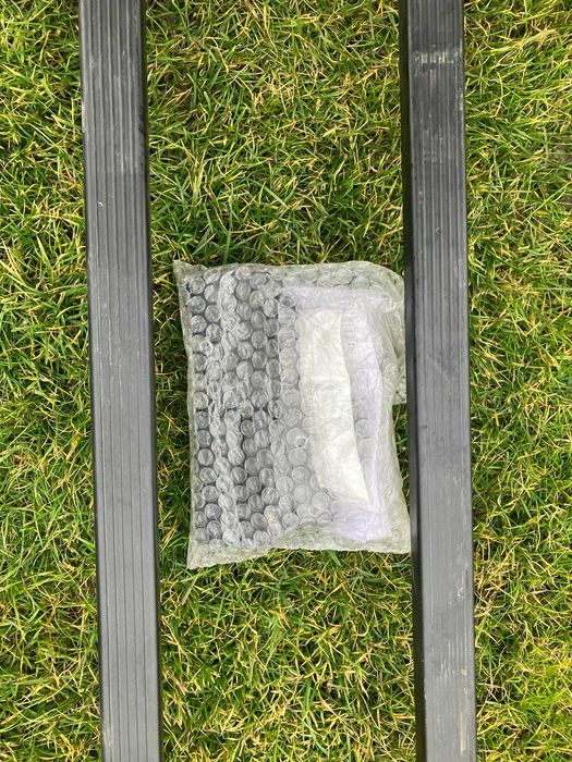 Bagażnik na narty CRUZ