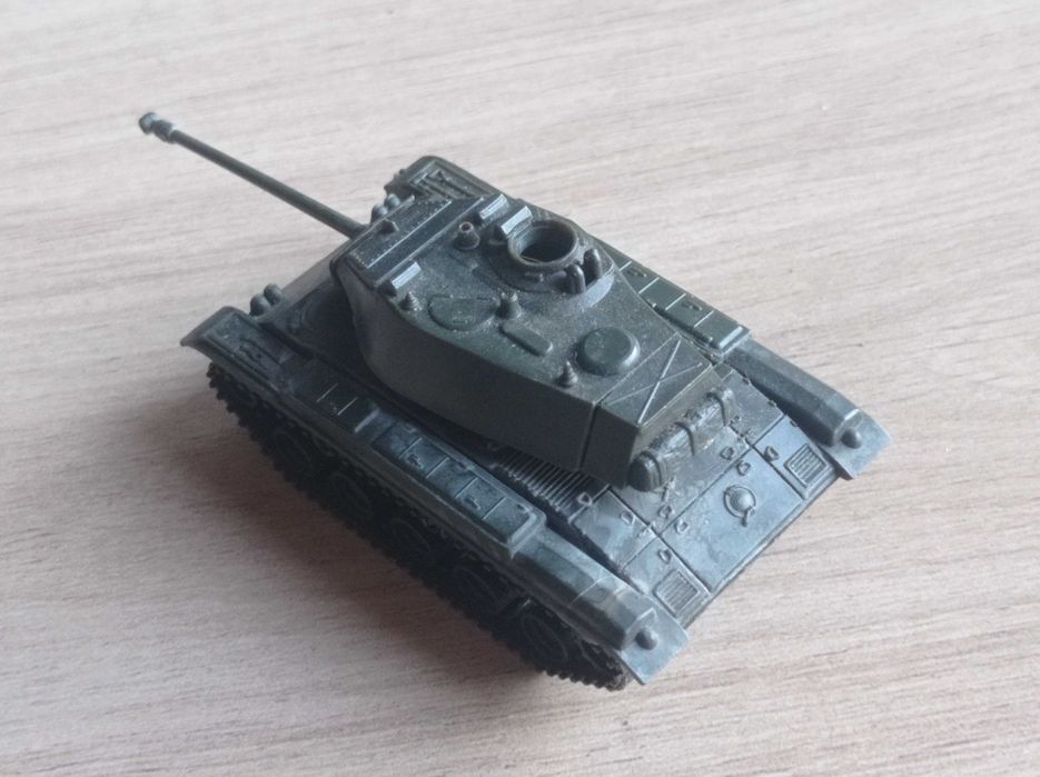 1:87 h0 model czołga Roco minitanks M41 Walker Bulldog makieta diorama