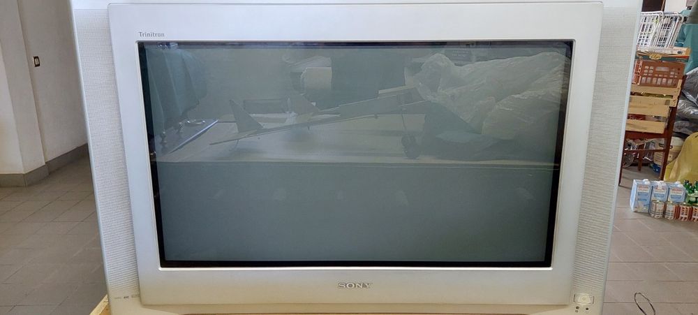 Televisão Sony Trinitron 80cm