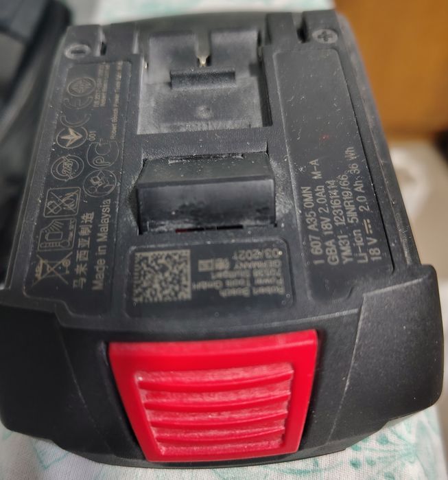 Корпус аккумулятора шуруповерта Bosch  б/у