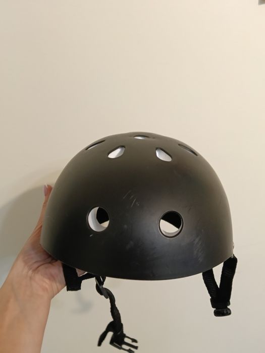 Kask na rower, rolki, deskorolkę, fiszkę