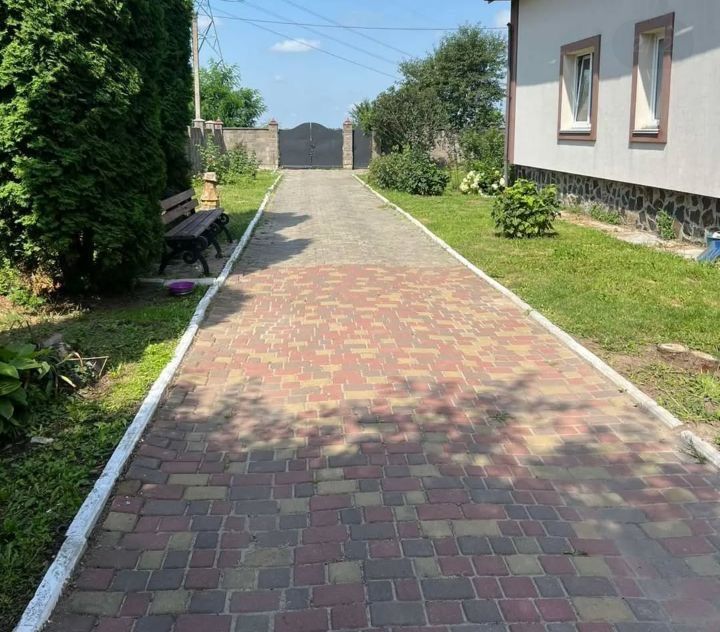 Продаж будинку на початку Городище