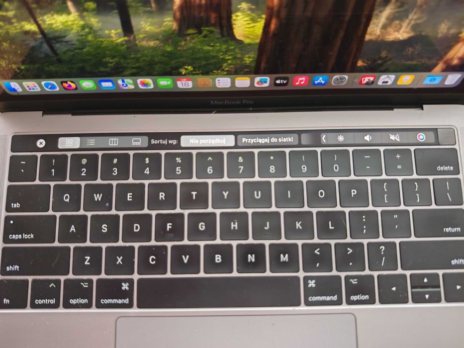 Laptop Apple Macbook Pro A1706 I7 3.5GHz 16GB 512GB Sequoia