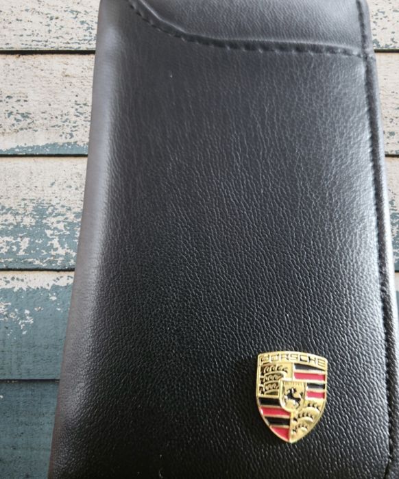 Porsche	-carteira, porta chaves. Novo